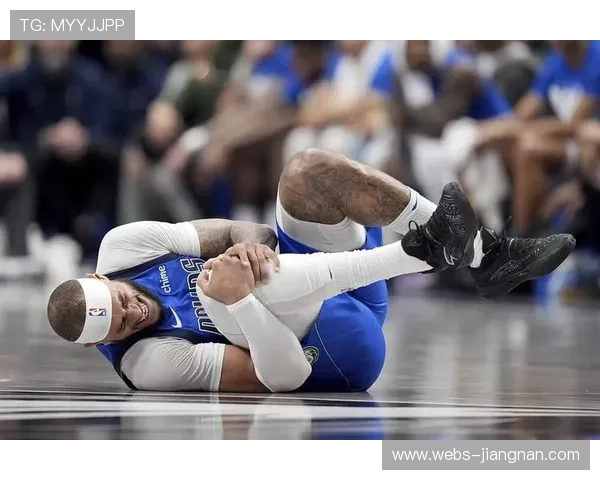 湖人陷用人荒仅剩十人可战独行侠球队深陷伤病与轮换危机 湖人陷用人荒仅剩十人可战独行侠球队深陷伤病与轮换危机